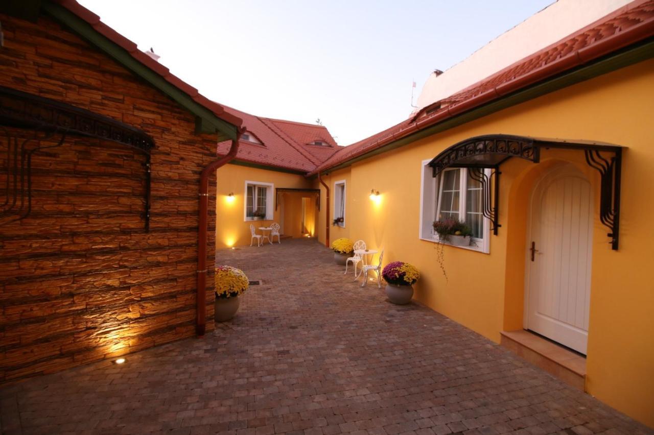 Casa Kempel Sibiu Exteriör bild